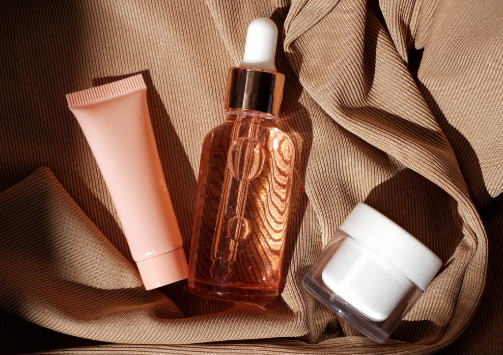 soins naturels pour le visage, roll-on rose pâle